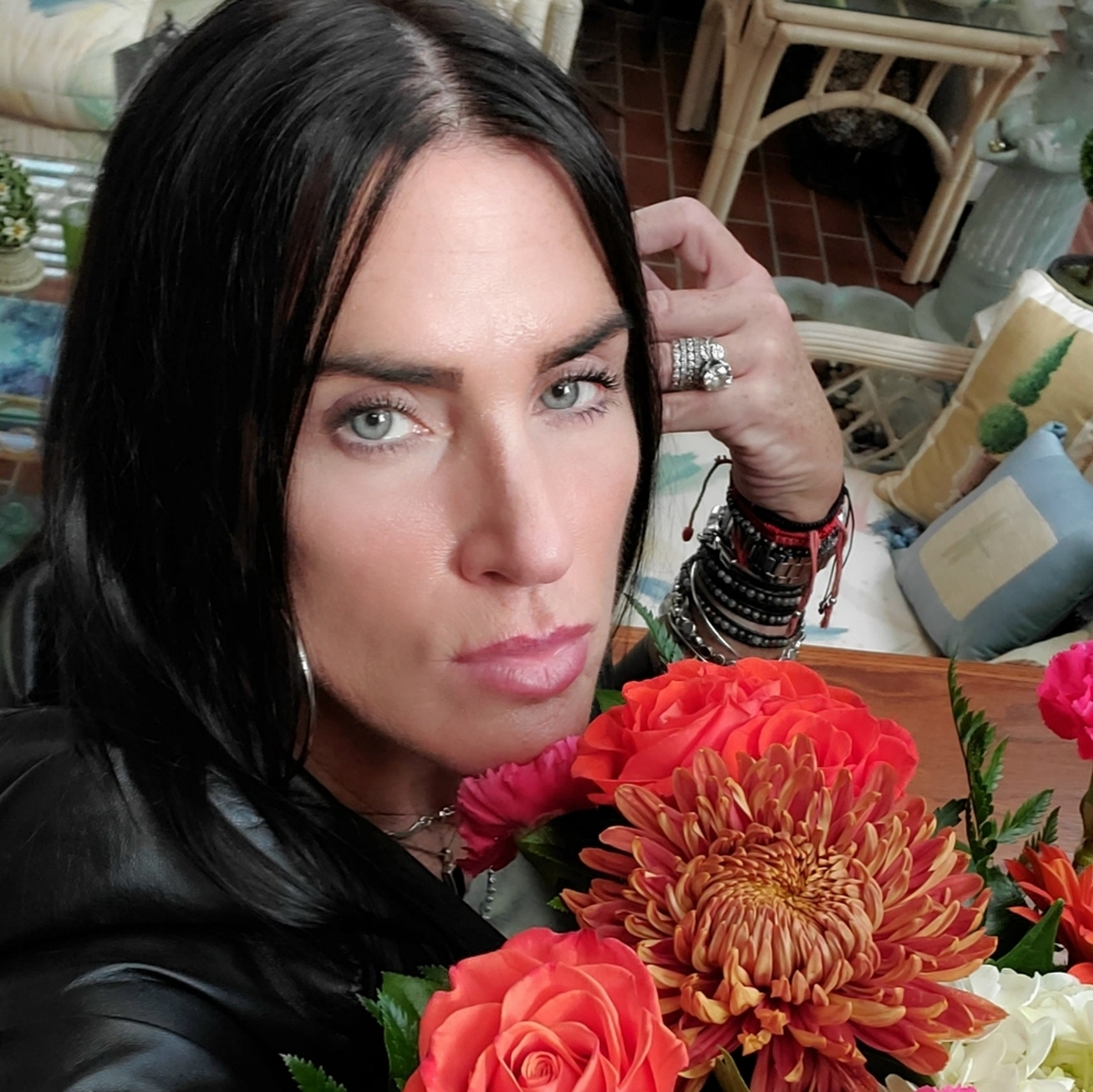 Meet your Posher, Angela